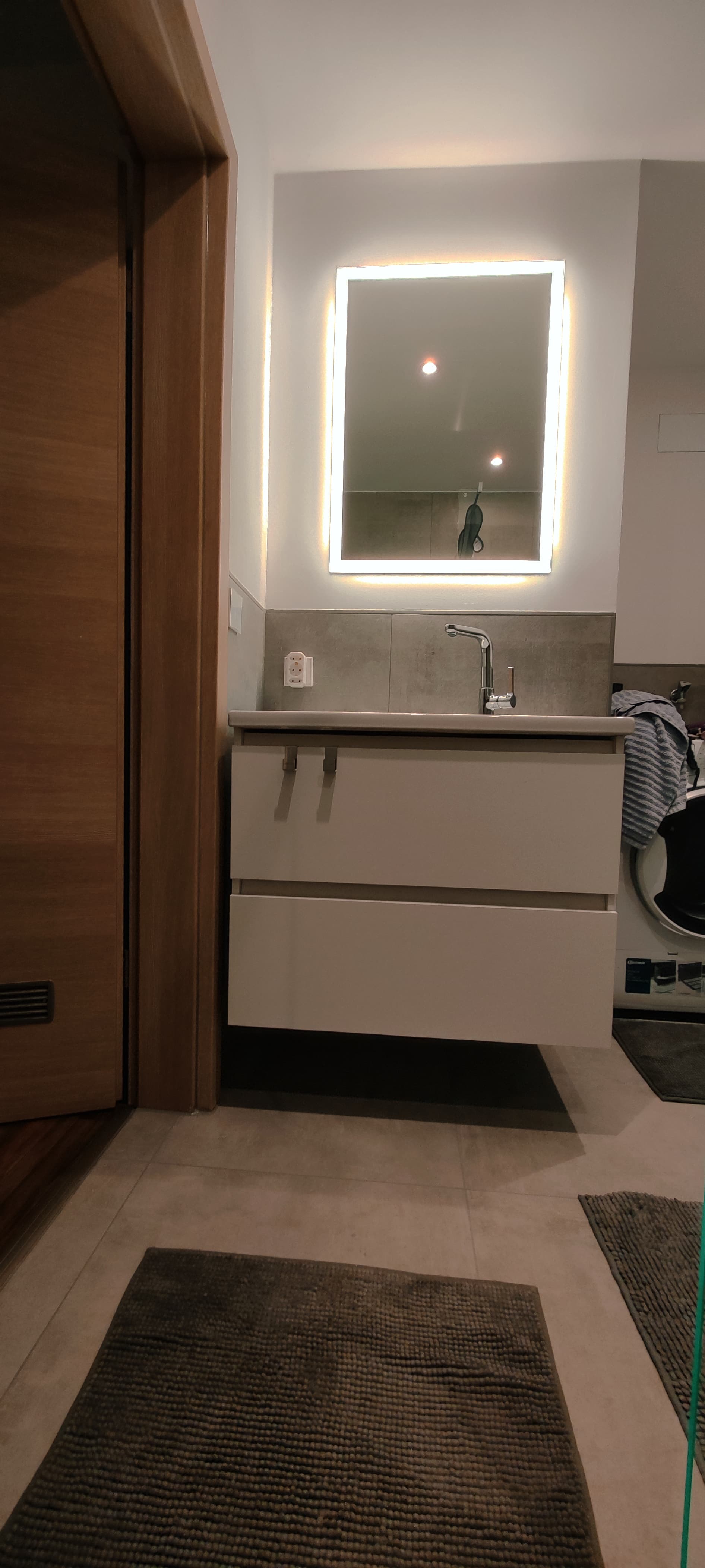 LED-Spiegel Ansicht 1